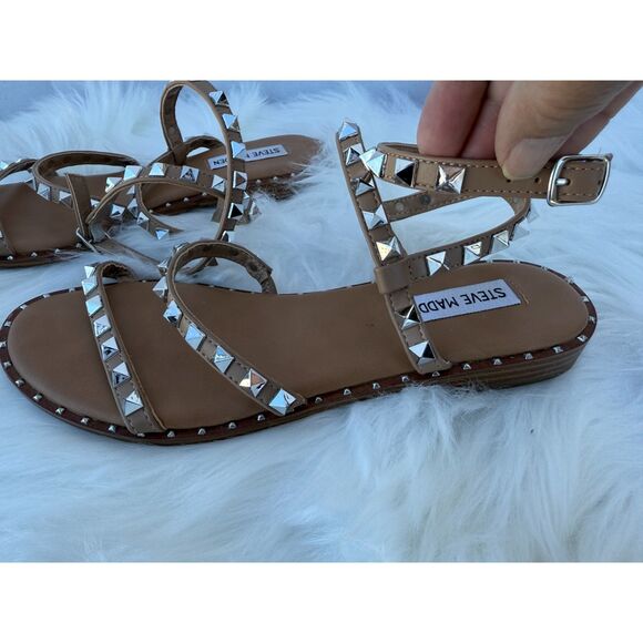 Steve Madden Studded Tan Flat Sandal Size 8 - Picture 6 of 6